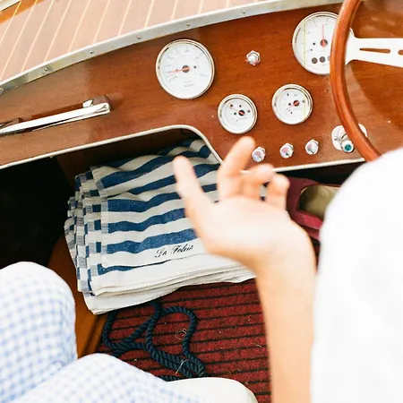 Relais La Foleia - Luxury With Private Villa Veruno